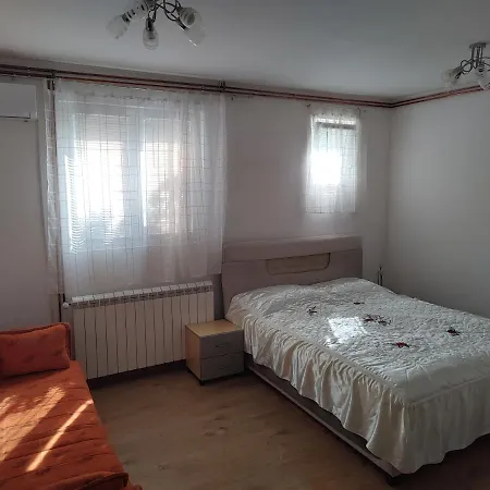 Anastasija Апартаменты Surcin