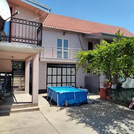 Anastasija Апартаменты Surcin