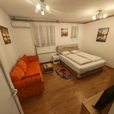 아파트 Anastasija