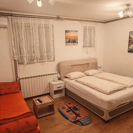 아파트 Anastasija *